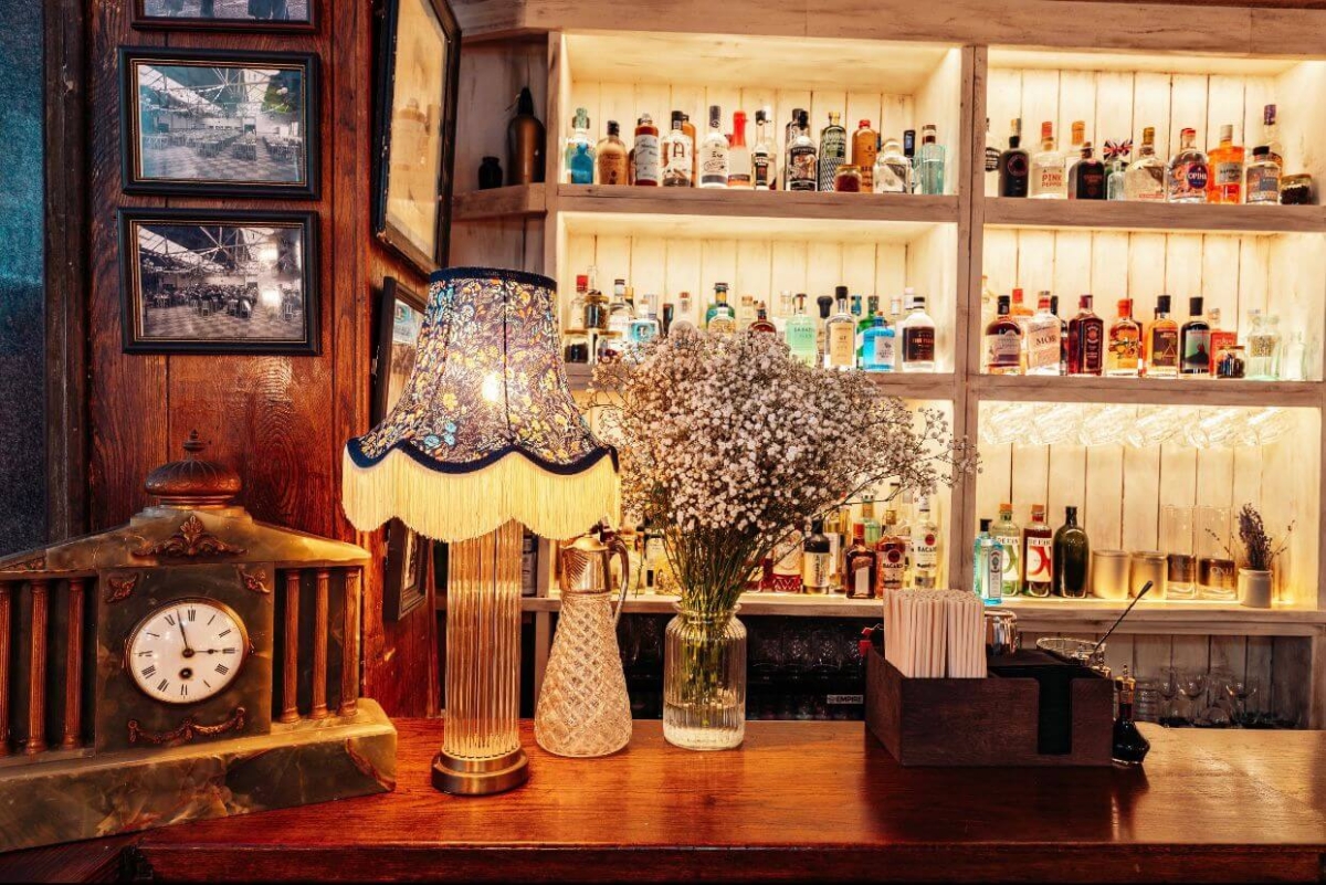 London Gin Club DM Electrical Essex Ltd